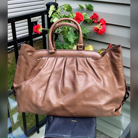 Authentic Fendi bag - Picture 2 of 16